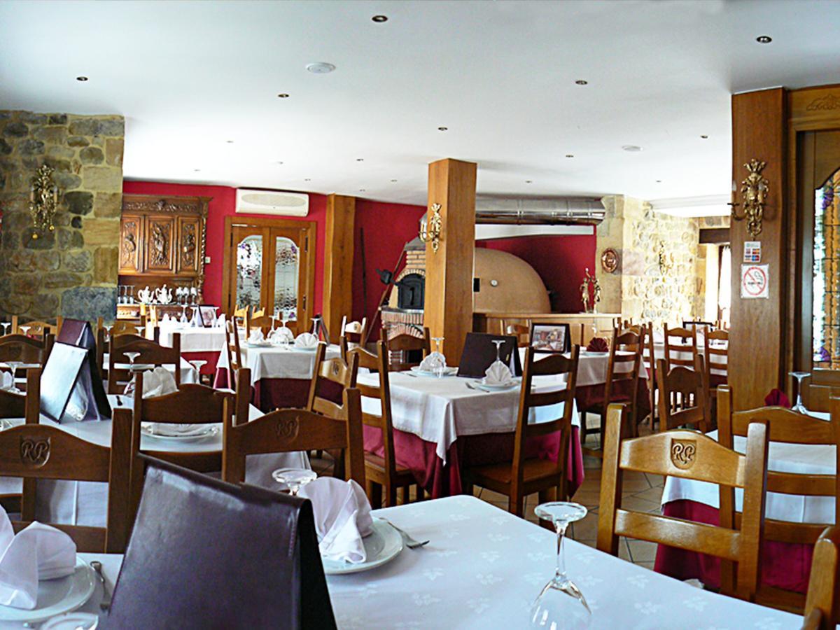 Posada Ribera Del Pas Iruz Eksteriør billede